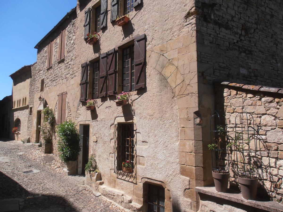 D'Ici Et D'Ailleurs Bed and Breakfast Cordes-sur-Ciel Exterior foto